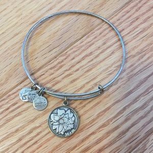 Alex and Ani Mom